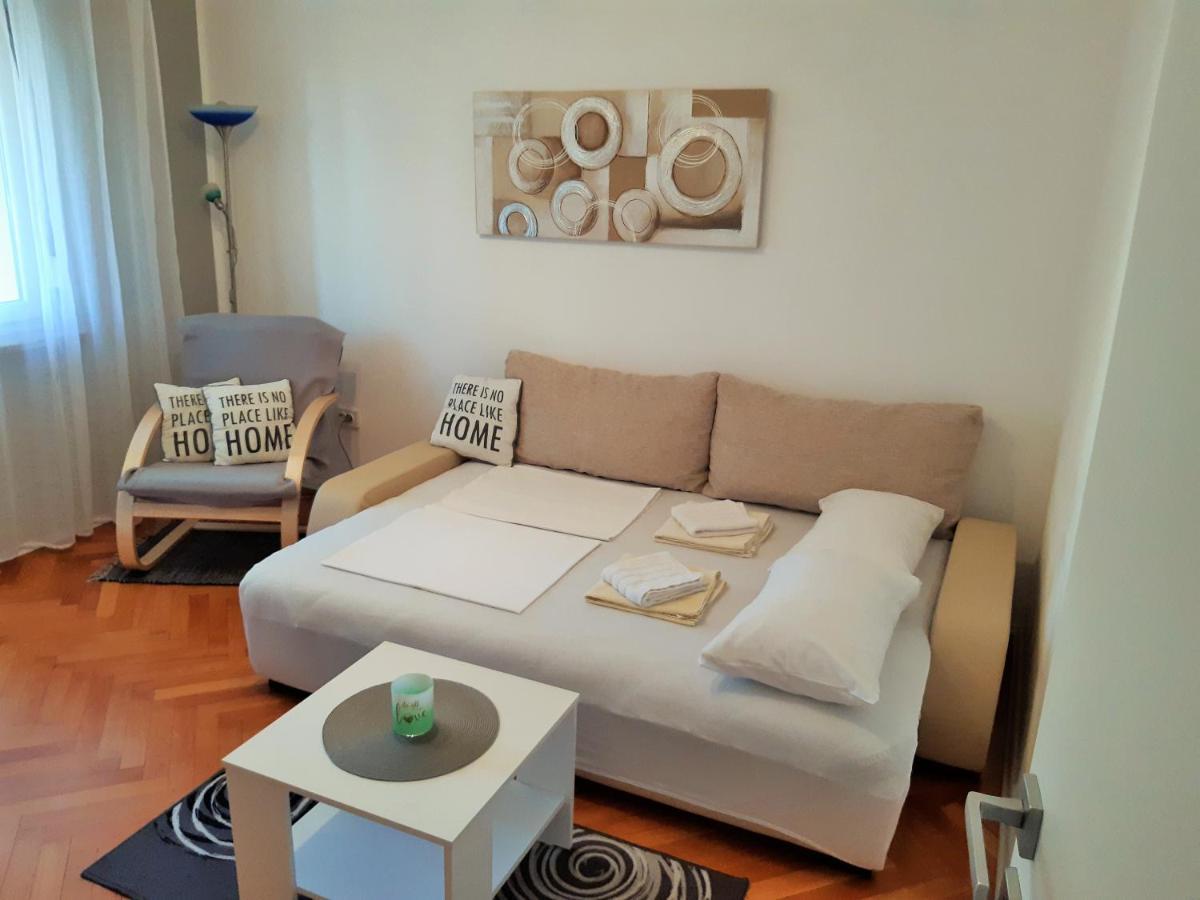 Bright & Cozy Pula Apartamento Exterior foto